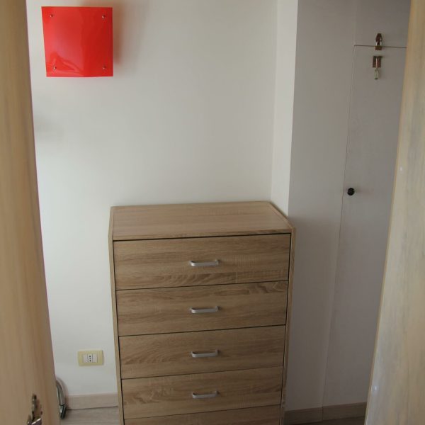 appartamento cassettiera